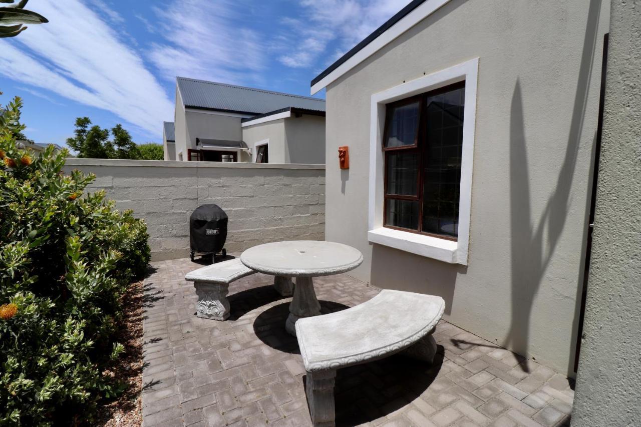 Carole'S Cottage Hermanus Extérieur photo